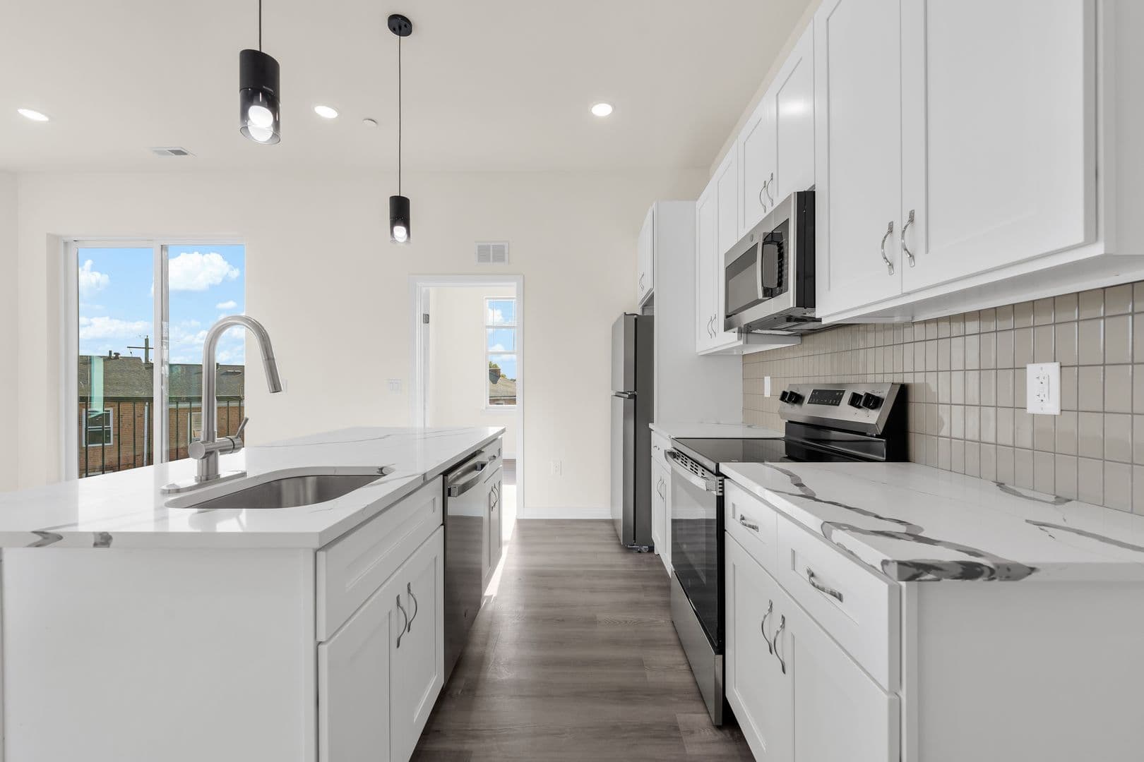Philadelphia Apartment: 7513 Dicks Ave