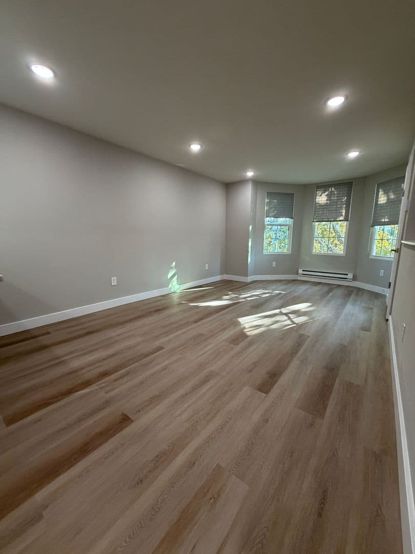 Philadelphia Apartment: 110 S 58th St