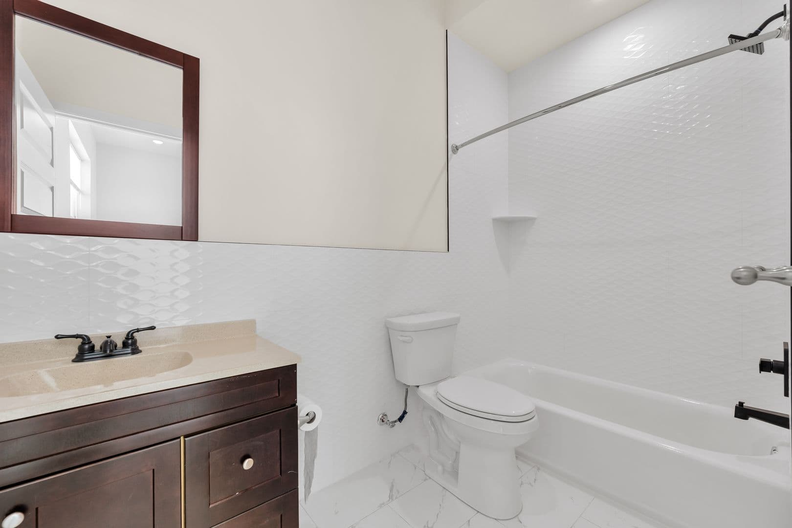 Philadelphia Apartment: 7513 Dicks Ave