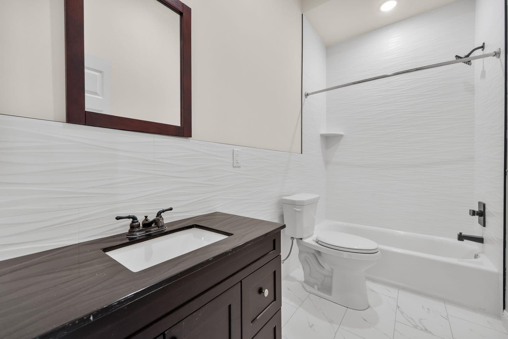 Philadelphia Apartment: 7513 Dicks Ave