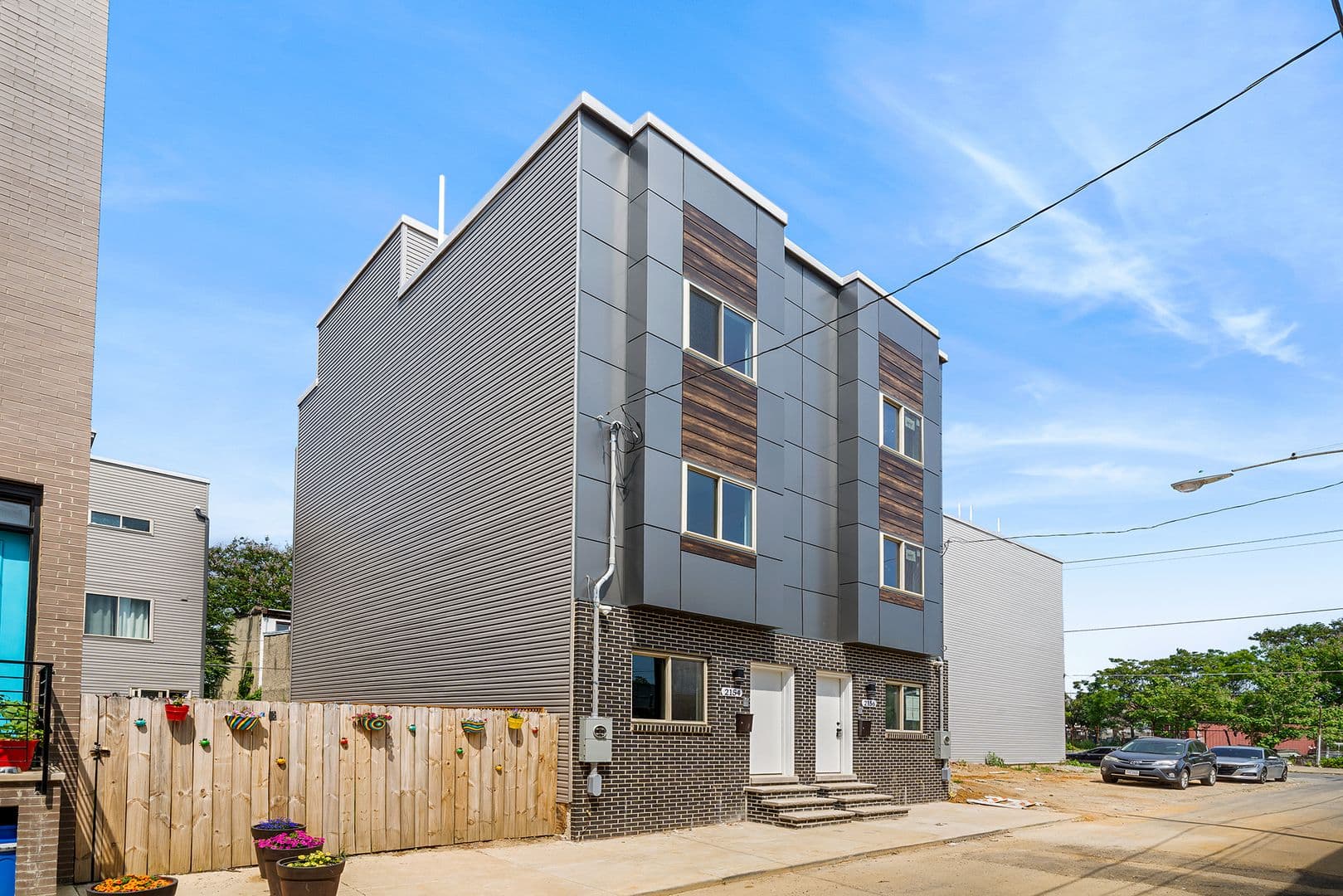 Philadelphia House: 2156 N Randolph Street