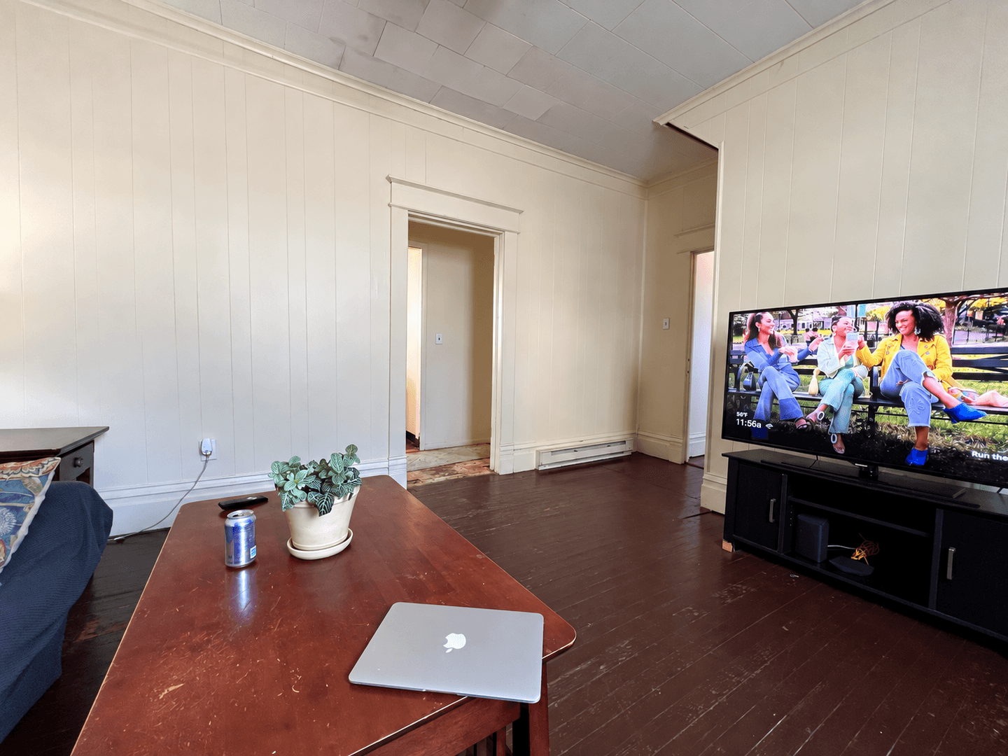 Morgantown Apartment: 450 Dallas Street