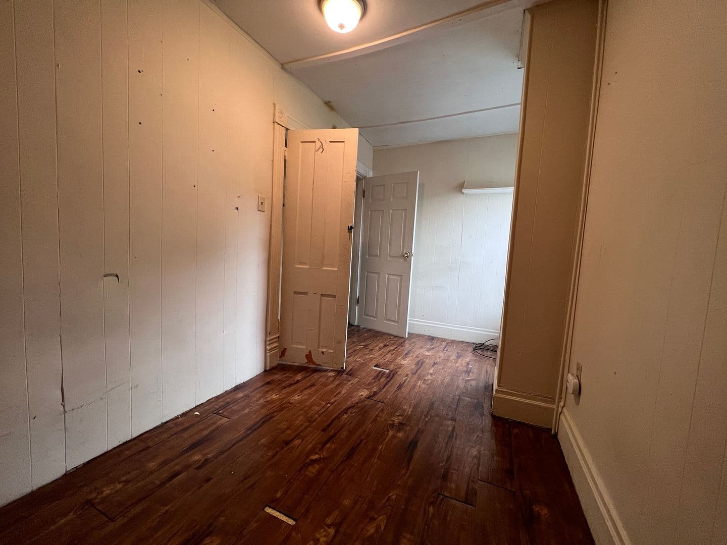 Morgantown Apartment: 445 Baird Street