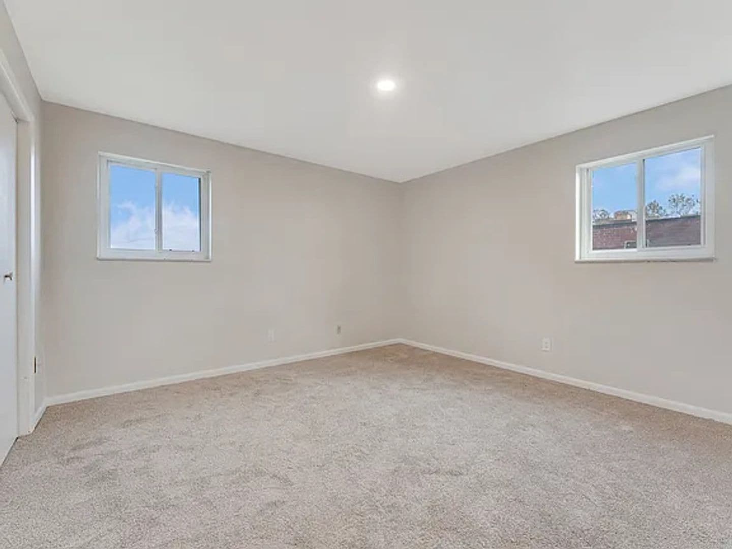 Morgantown Apartment: 775 Chestnut Ridge Road