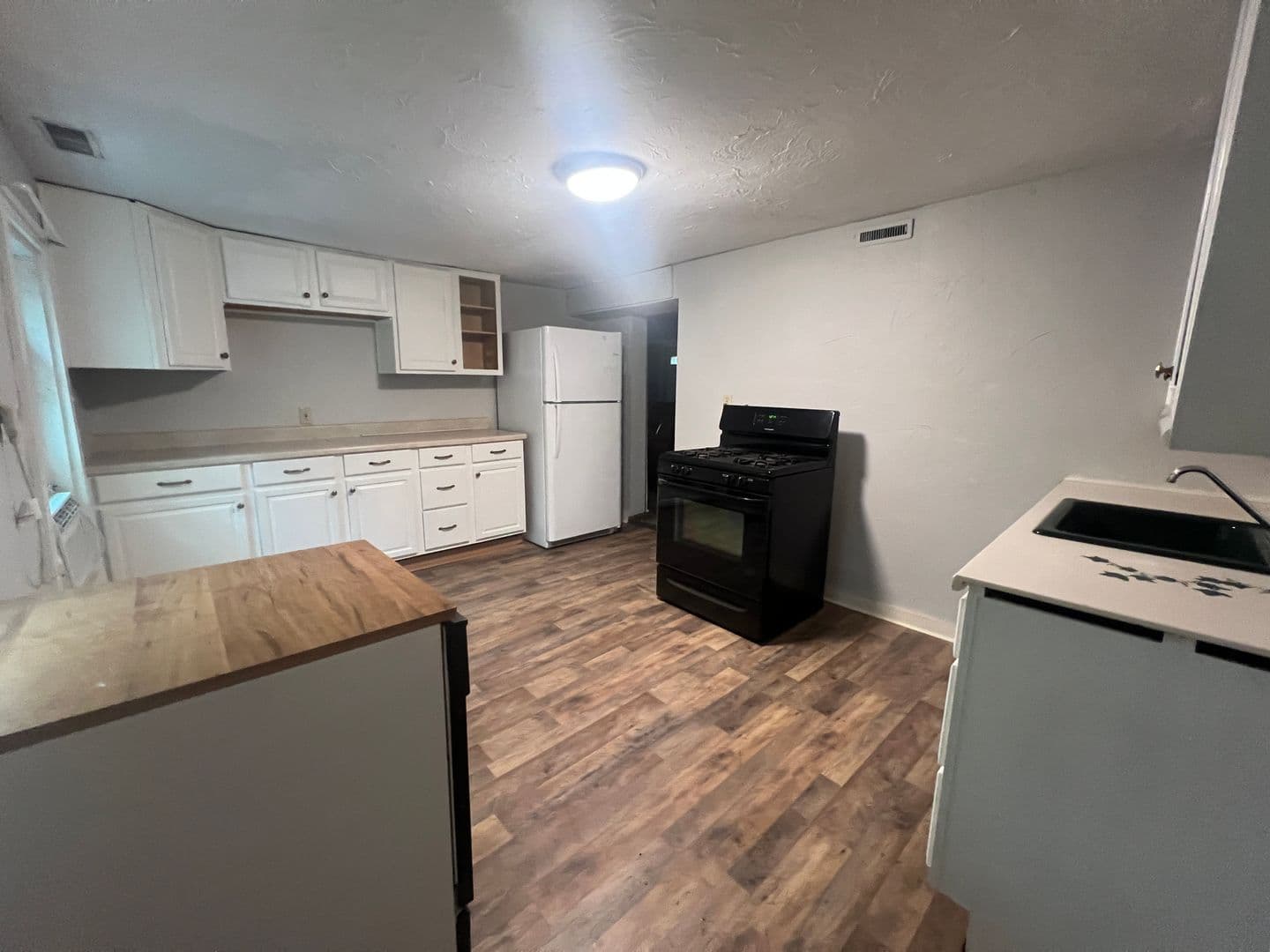 Morgantown Apartment: 10 Cayton Street