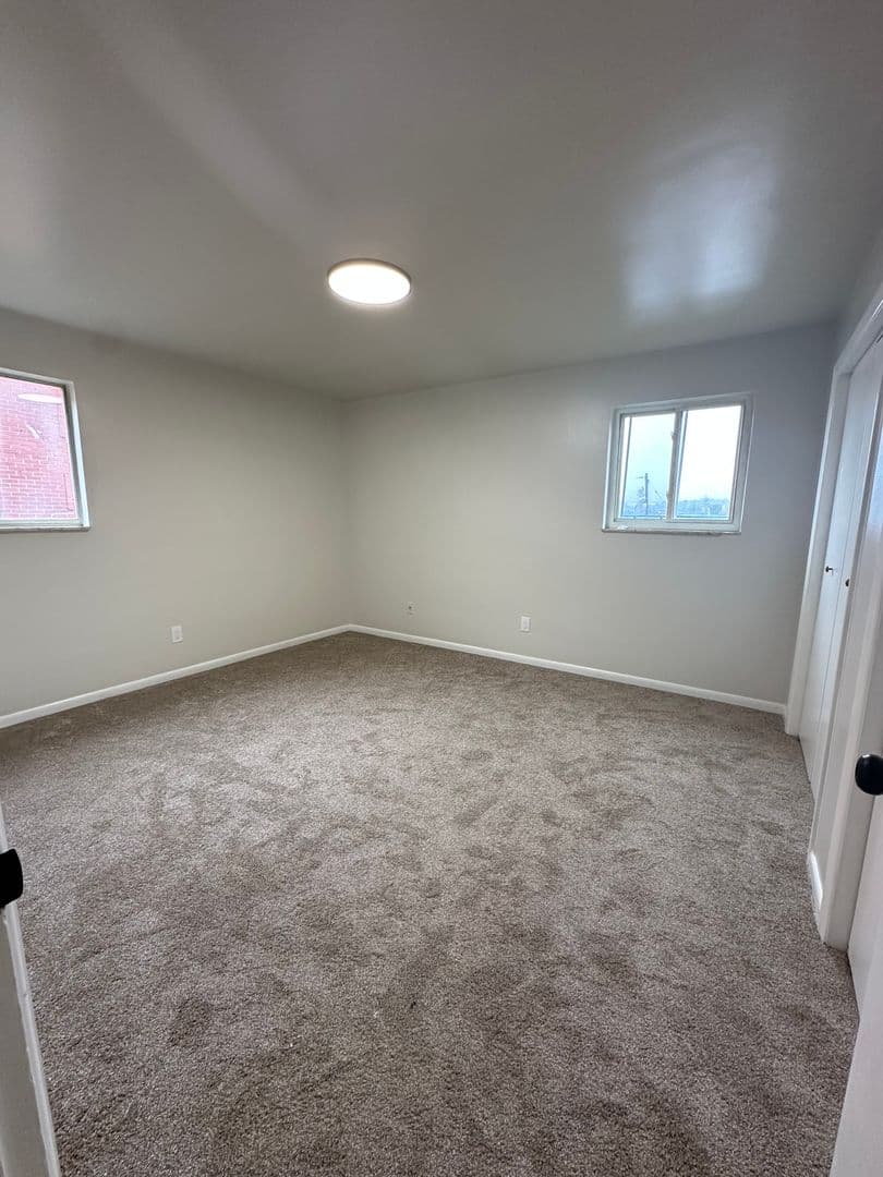 Morgantown Apartment: 777 Chestnut Ridge Road