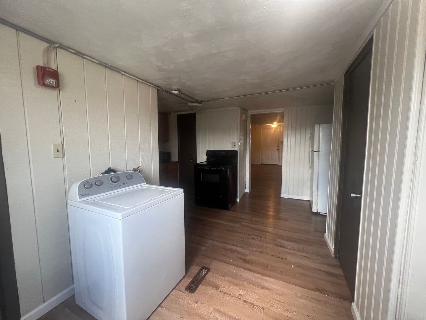 Morgantown Apartment: 160 6th street