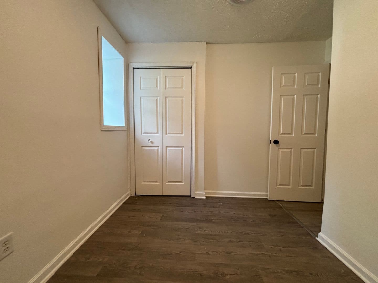 Morgantown Apartment: 14 Kansas St, Apt C