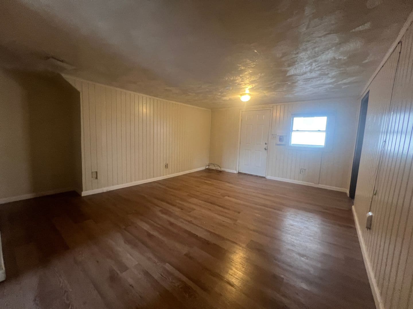 Morgantown Apartment: 160 6th street
