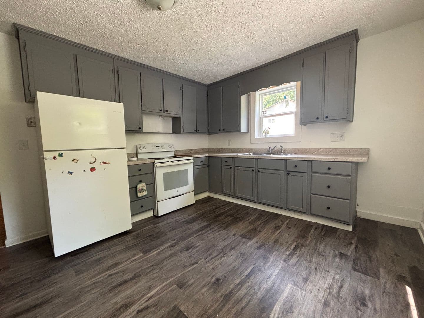 Morgantown Apartment: 14 Kansas St, Apt C