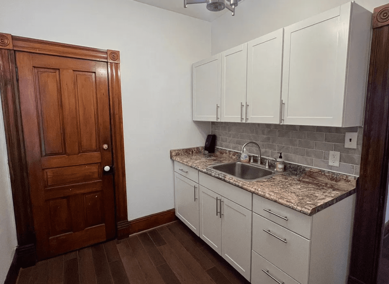 Morgantown Apartment: 130 Fayette Street