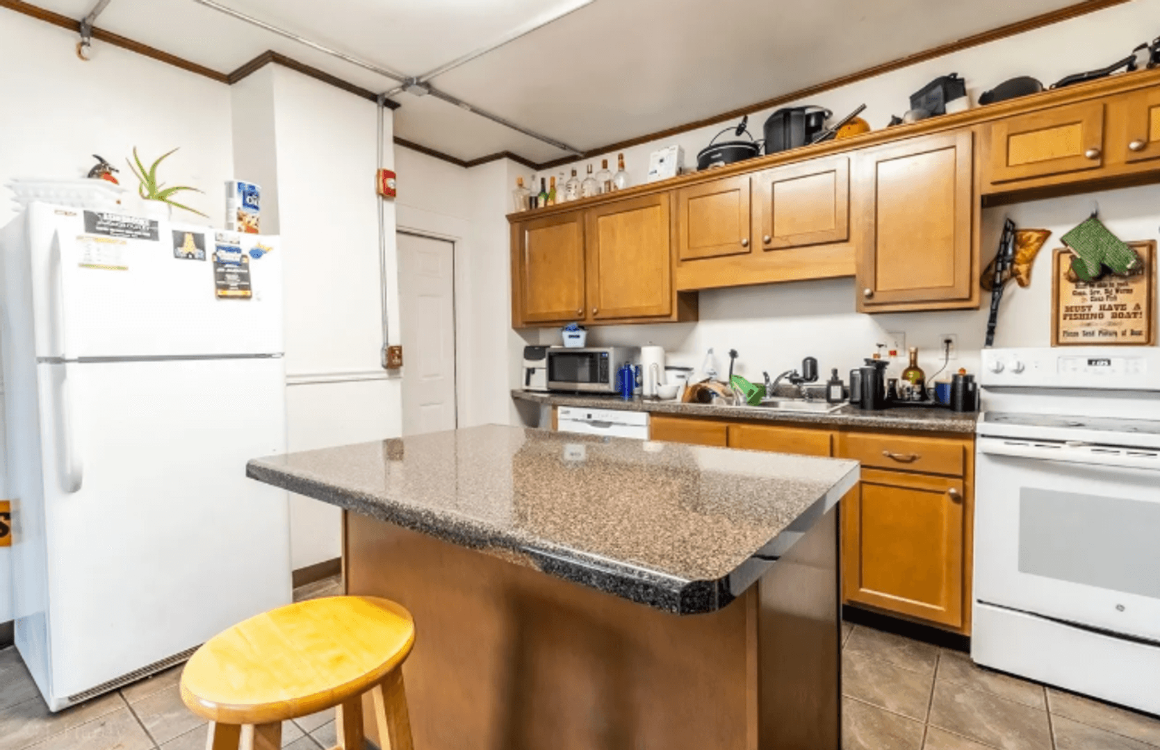 Morgantown House: 729 McLane Avenue