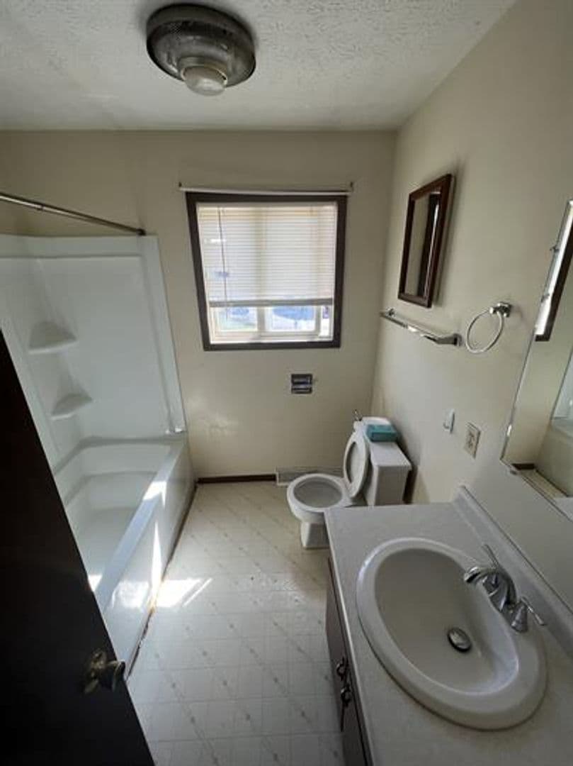 Westover Apartment: Powers Court