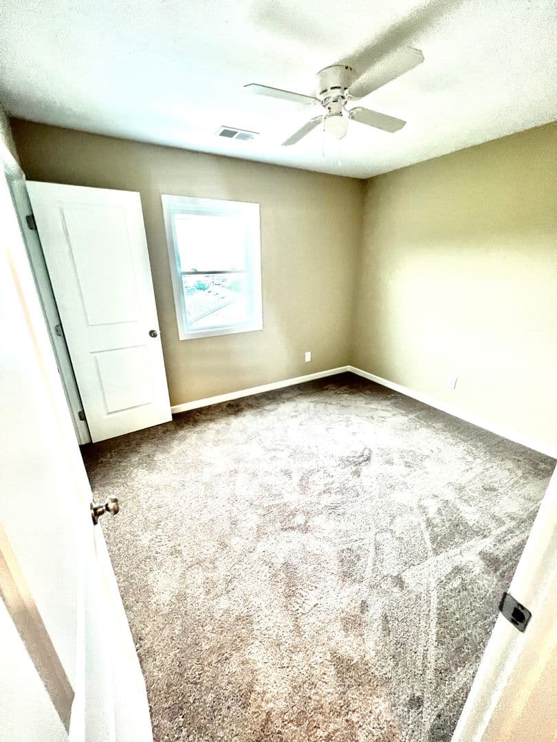 Morgantown Apartment: 126 Lorentz Street