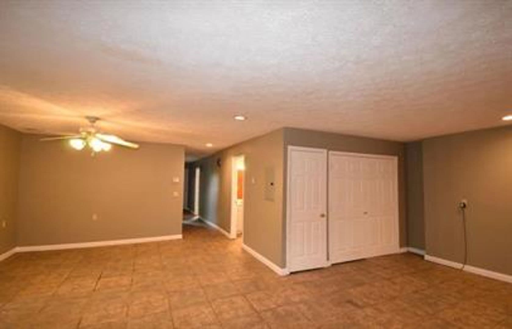 Morgantown House: 516 Pearl Avenue
