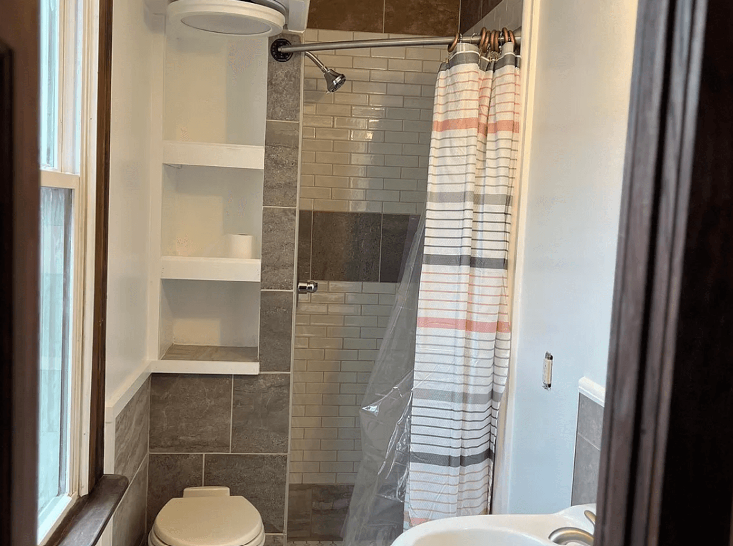 Morgantown Apartment: 130 Fayette Street