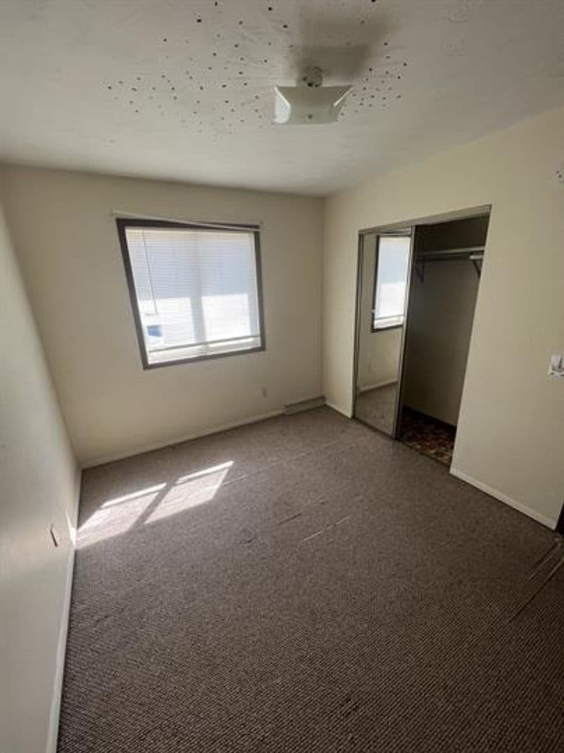 Westover Apartment: Powers Court