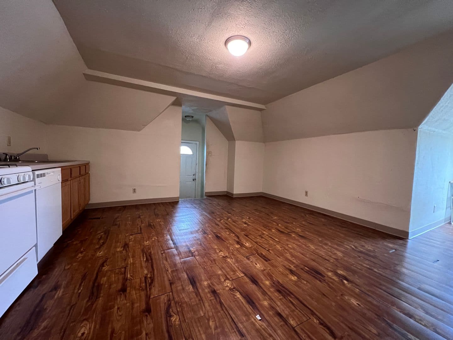 Morgantown Apartment: 445 Baird Street