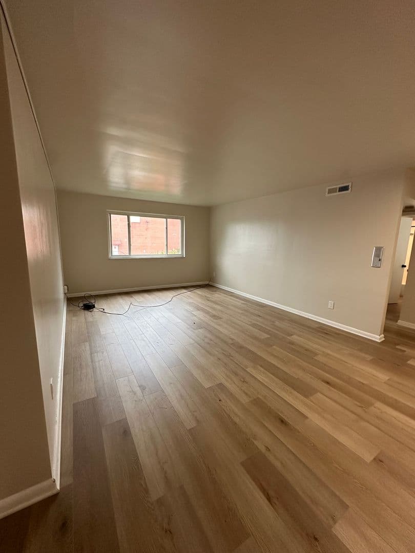 Morgantown Apartment: 777 Chestnut Ridge Road