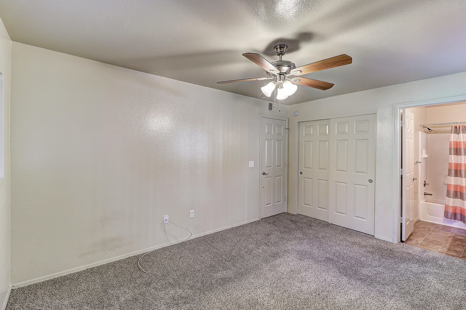Mesa House: 1331 W Baseline Rd