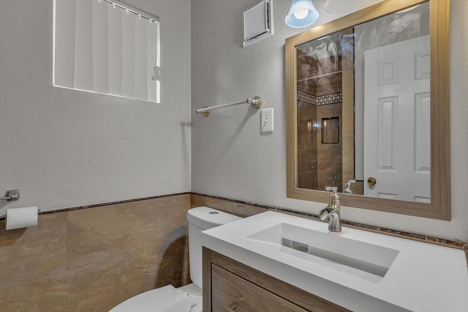 Mesa House: 6501 E Heather Dr