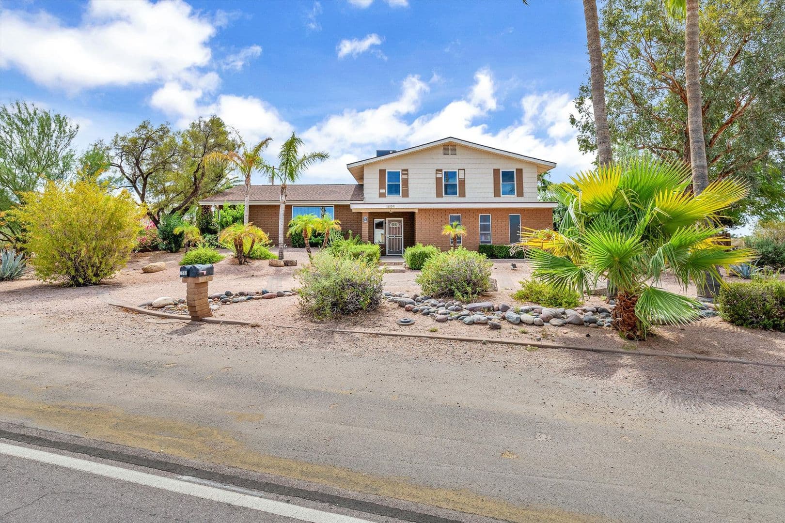 Mesa House: 6501 E Heather Dr
