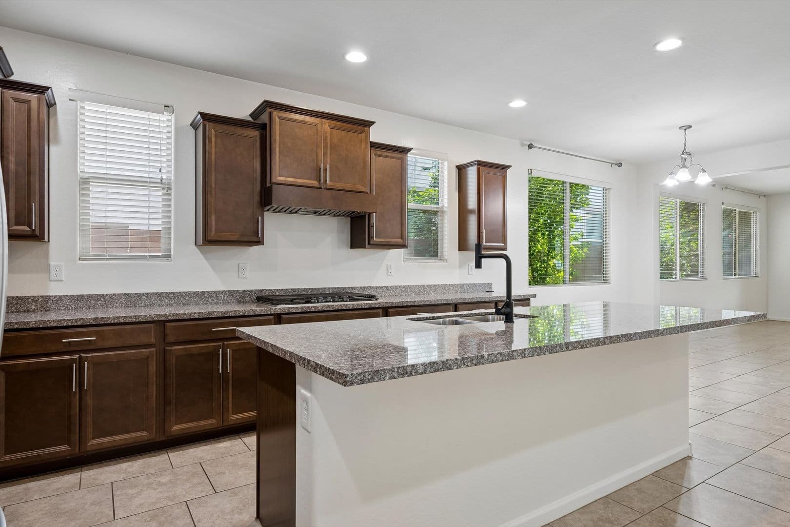 Mesa House: 10517 E Sebring Ave
