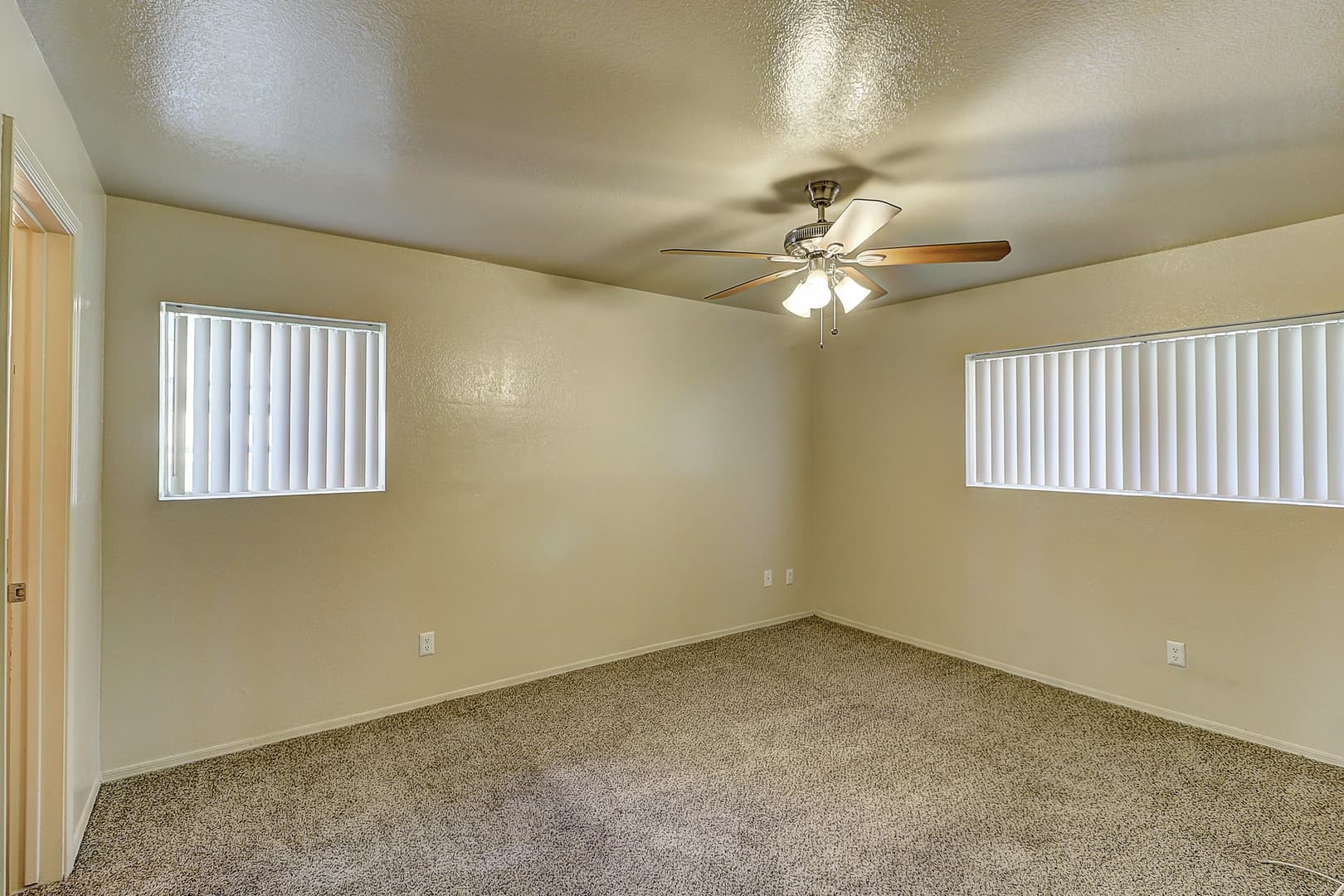 Mesa House: 1331 W Baseline Rd