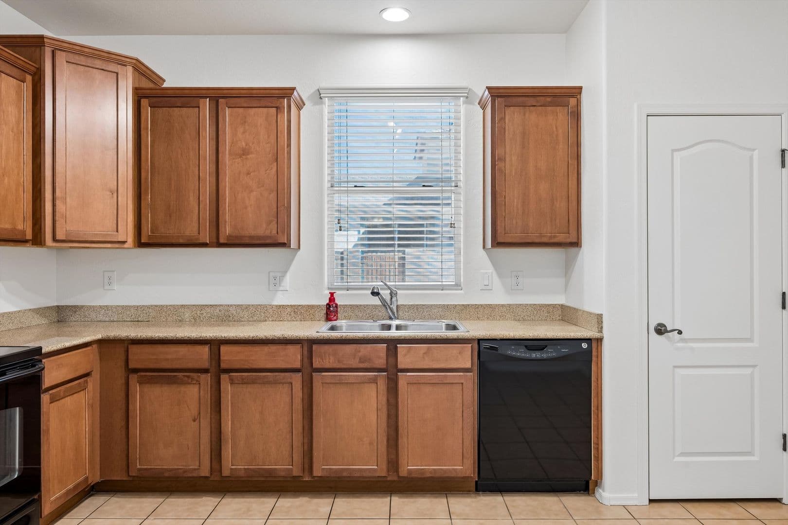 Gilbert House: 4256 E Carla Vista Dr