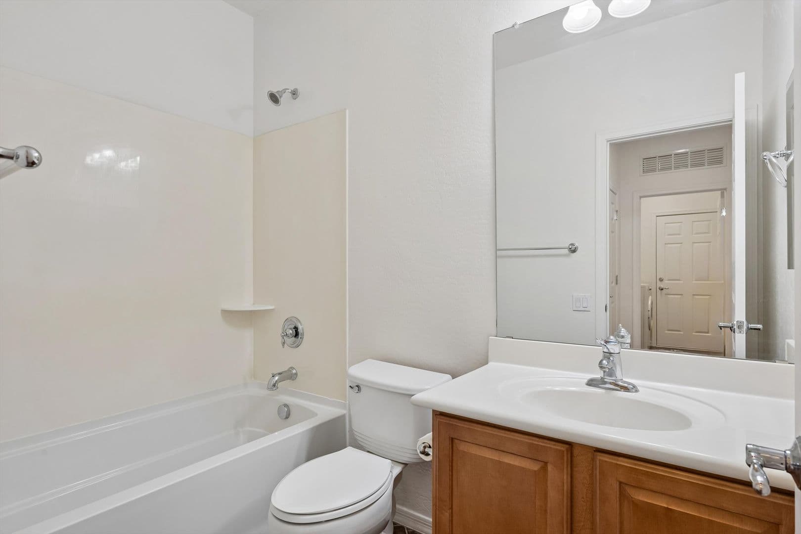 Mesa House: 11130 E Serafina Ave
