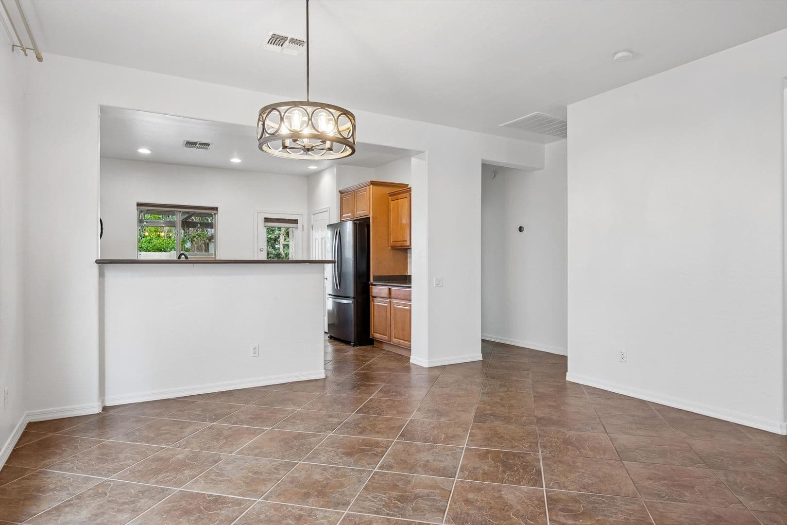 Mesa House: 11130 E Serafina Ave