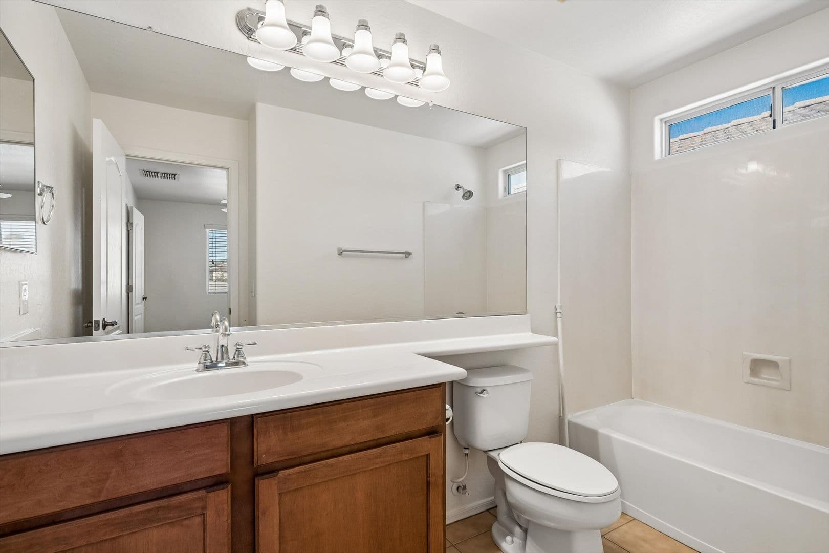 Gilbert House: 4256 E Carla Vista Dr