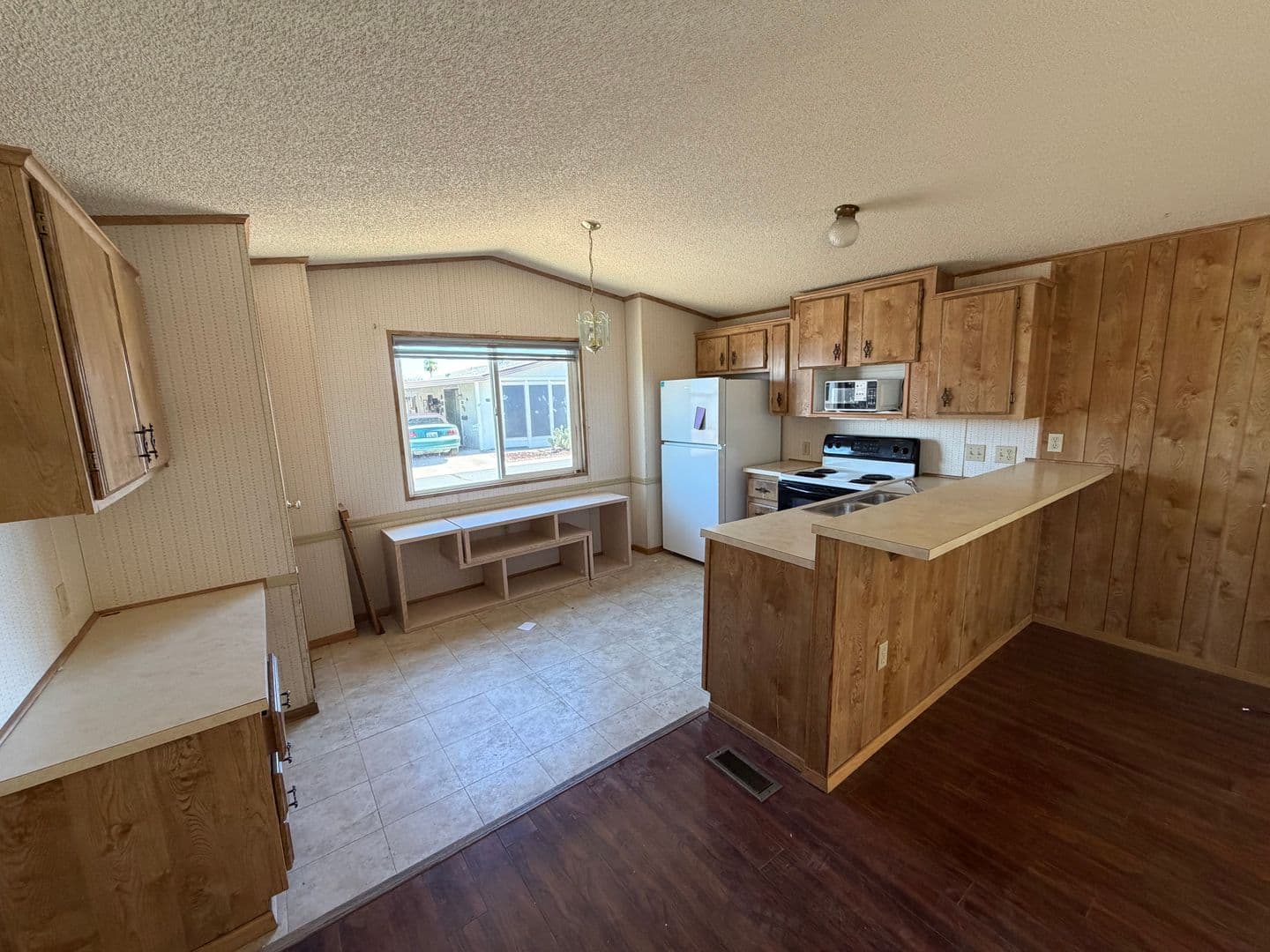 Mesa House: 5735 E McDowell Rd Lot 212