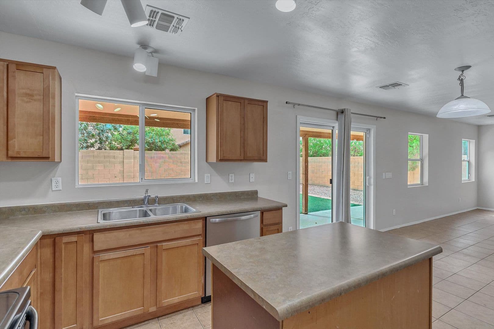 San Tan Valley House: 4601 E Sierrita Rd