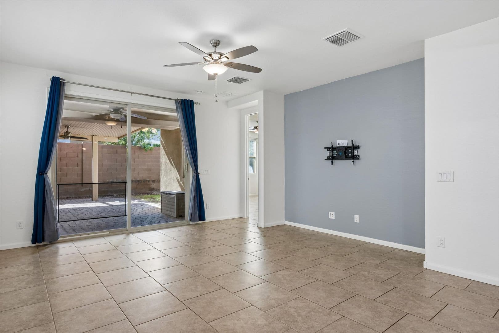 Mesa House: 10517 E Sebring Ave