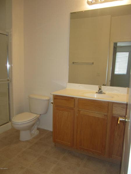 Mesa House: 1335 E June St