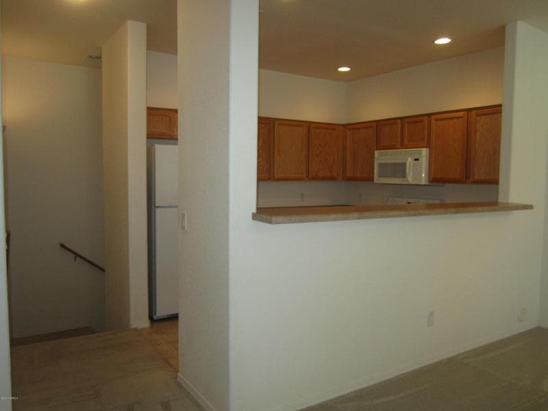 Mesa House: 1335 E June St