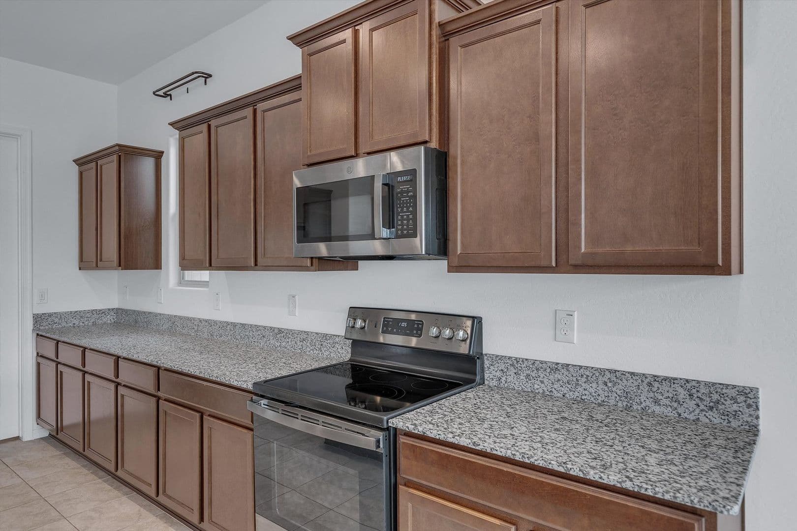 Mesa House: 10818 E Telsa Ave