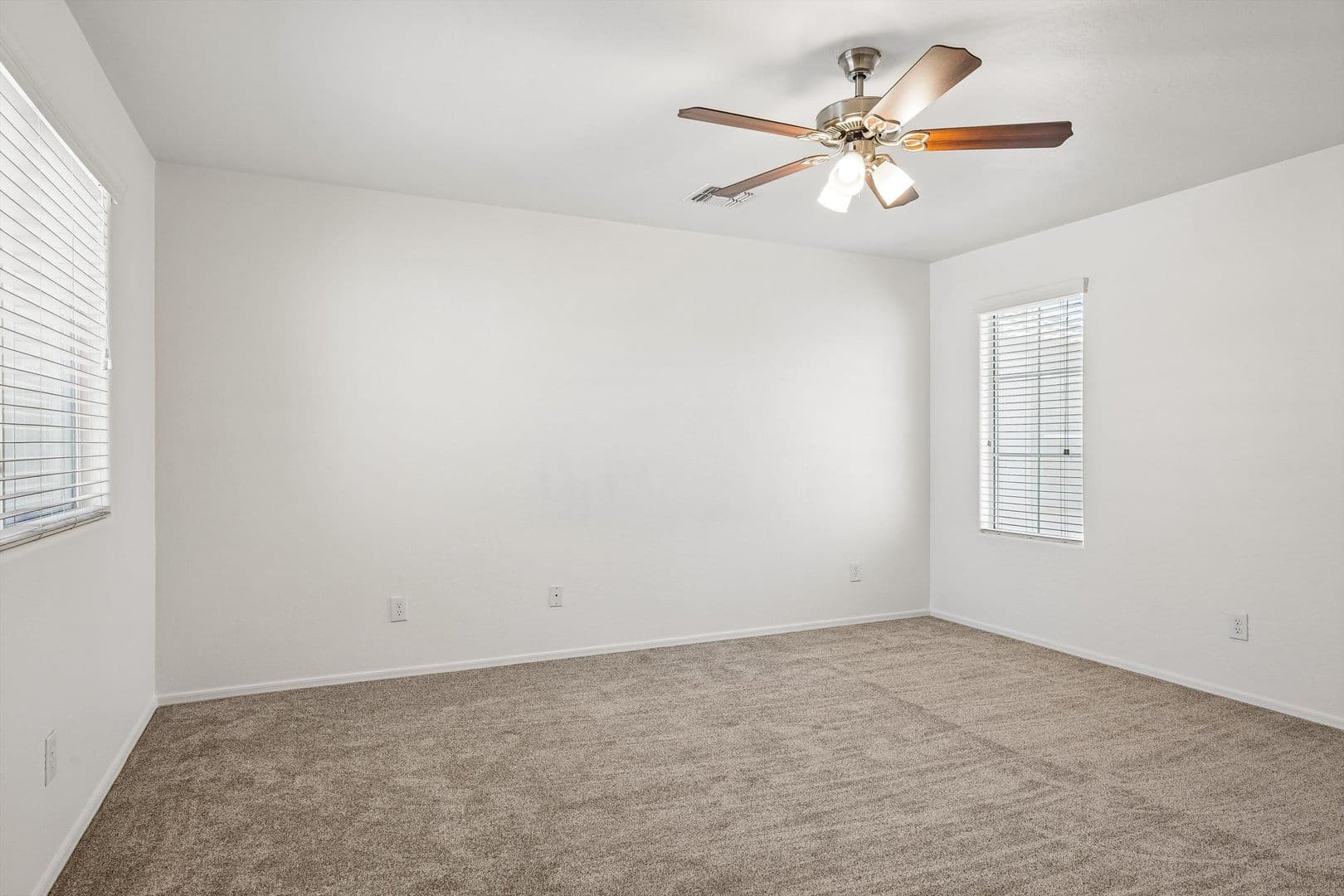 Gilbert House: 4256 E Carla Vista Dr