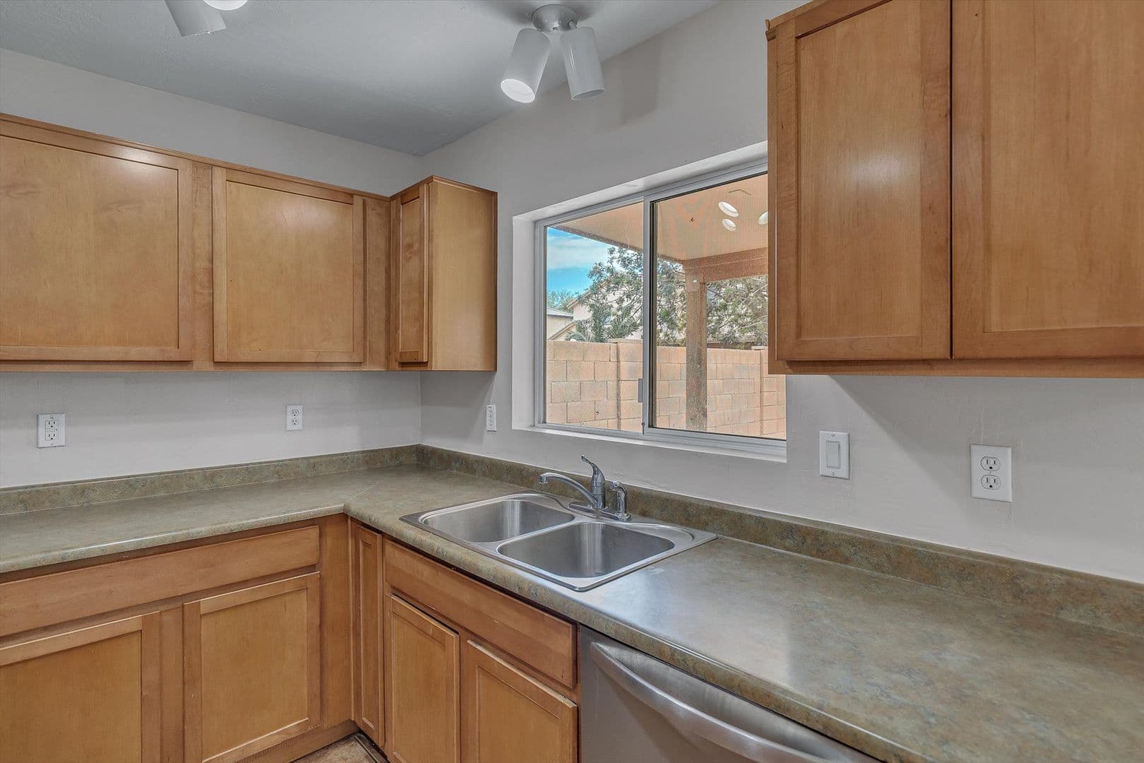 San Tan Valley House: 4601 E Sierrita Rd
