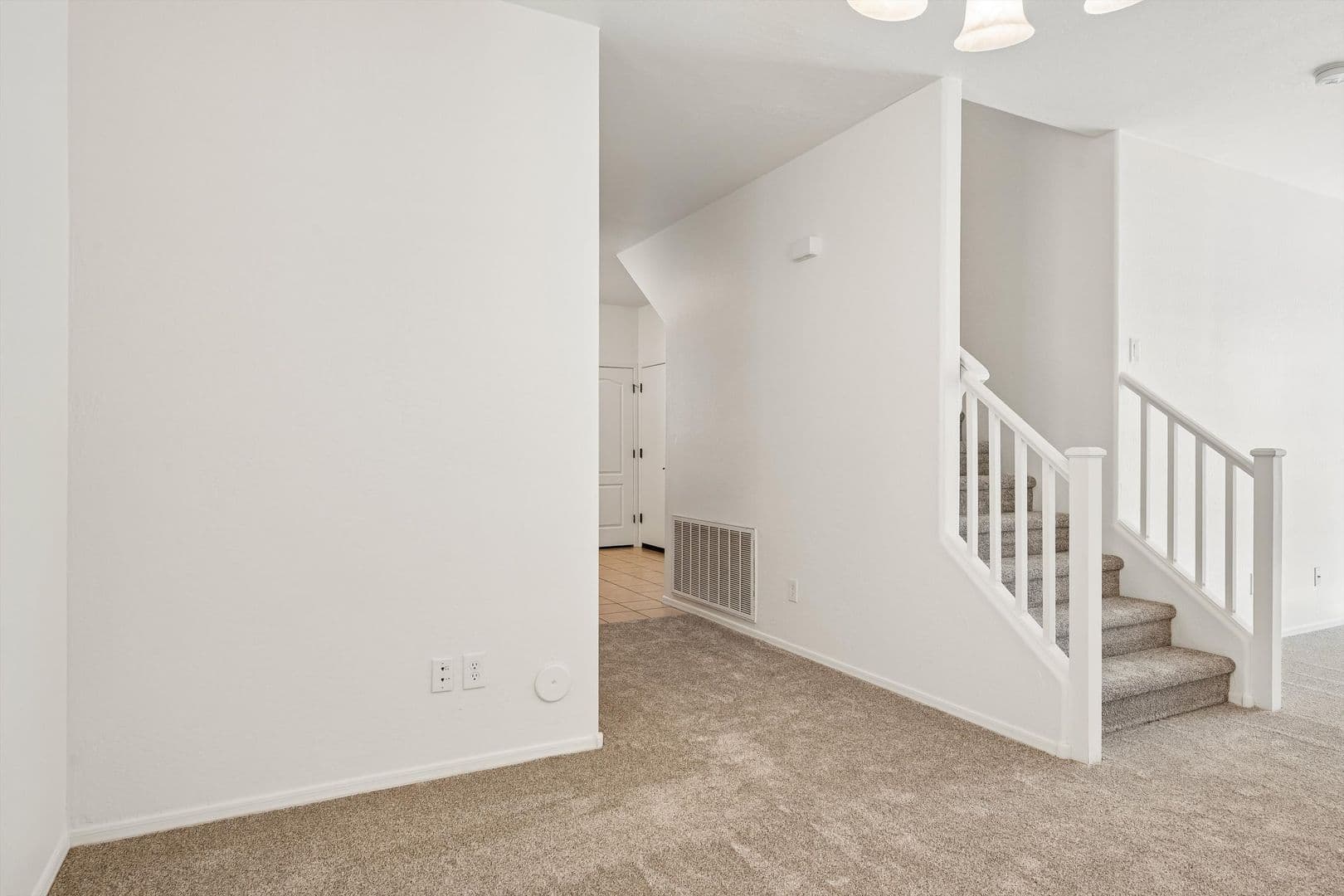 Gilbert House: 4256 E Carla Vista Dr