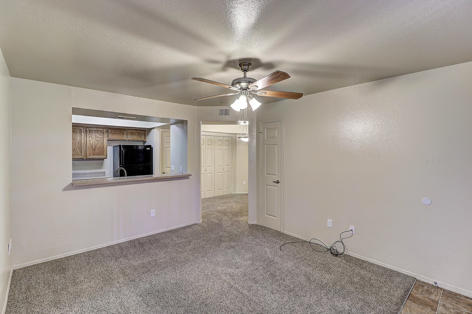 Mesa House: 1331 W Baseline Rd
