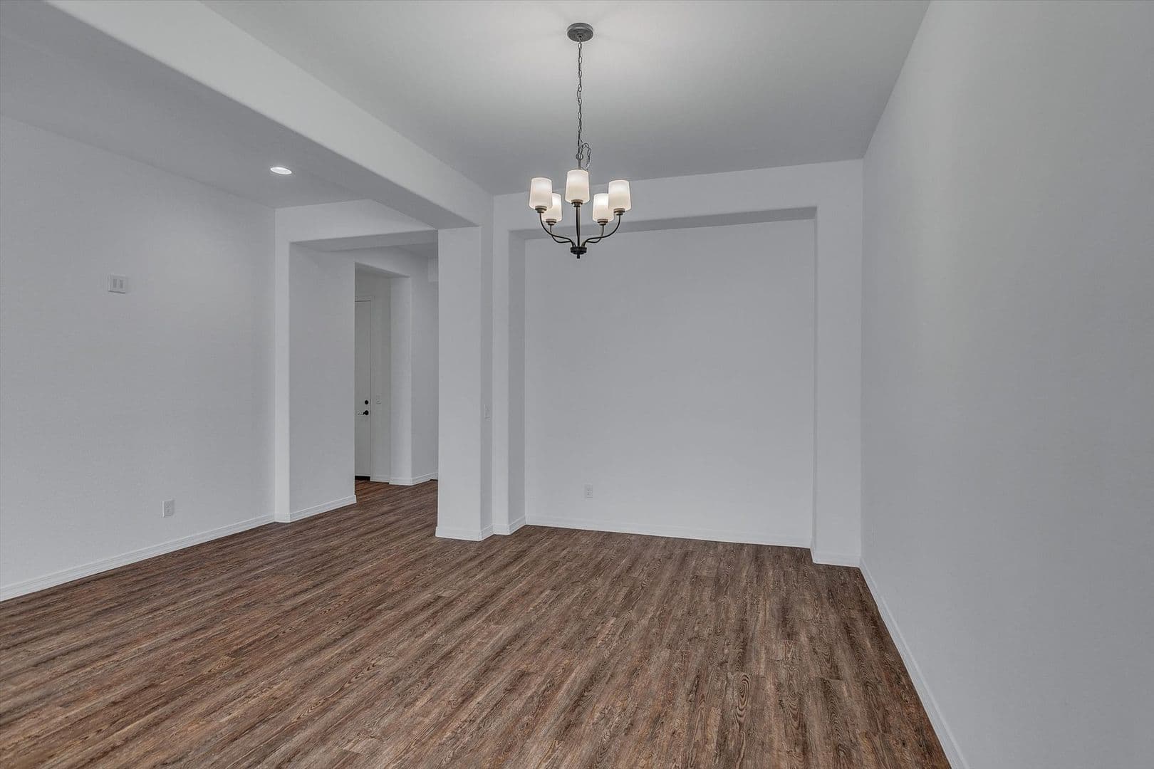 Mesa House: 10818 E Telsa Ave
