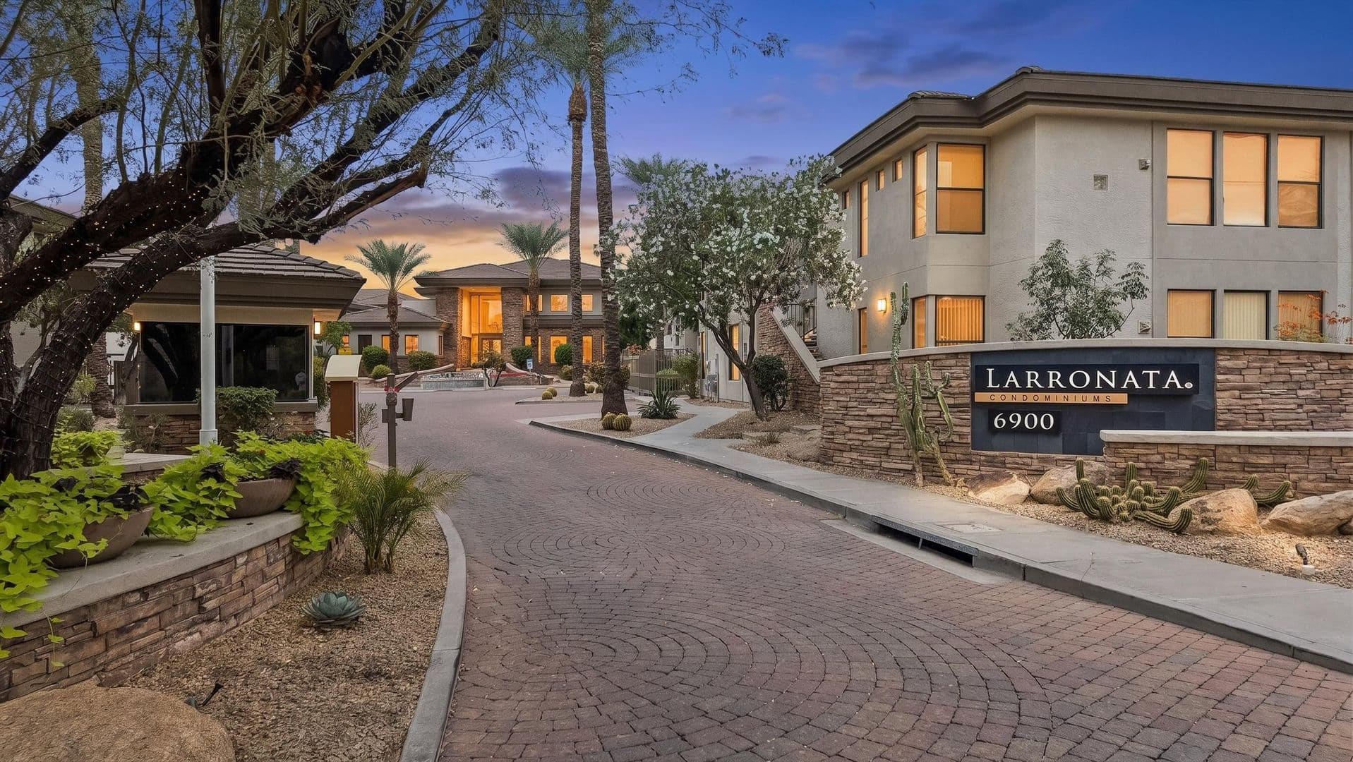 Phoenix House: 6900 E Princess Dr Unit 1235
