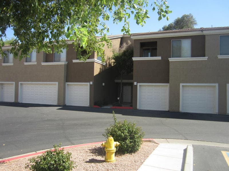 Mesa House: 1335 E June St