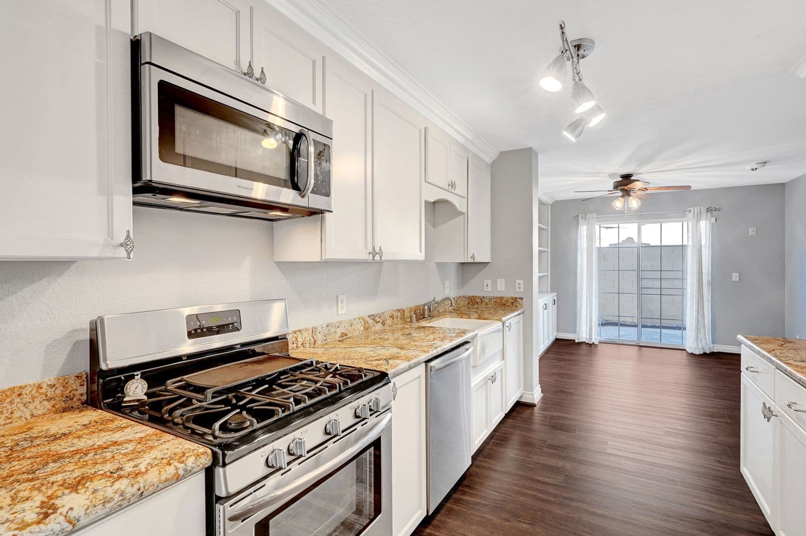 Las Vegas Townhome: 7641 Allerton Ave.