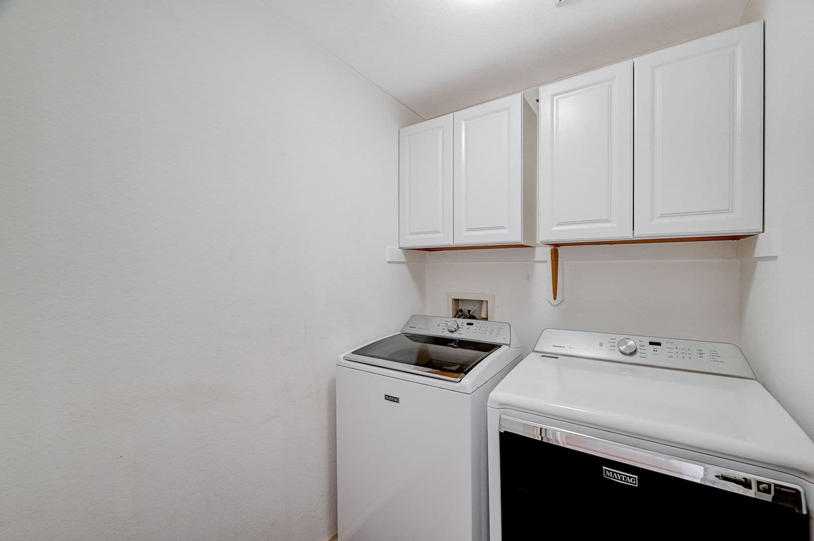 Las Vegas, House: 6952 Winter Ridge St.