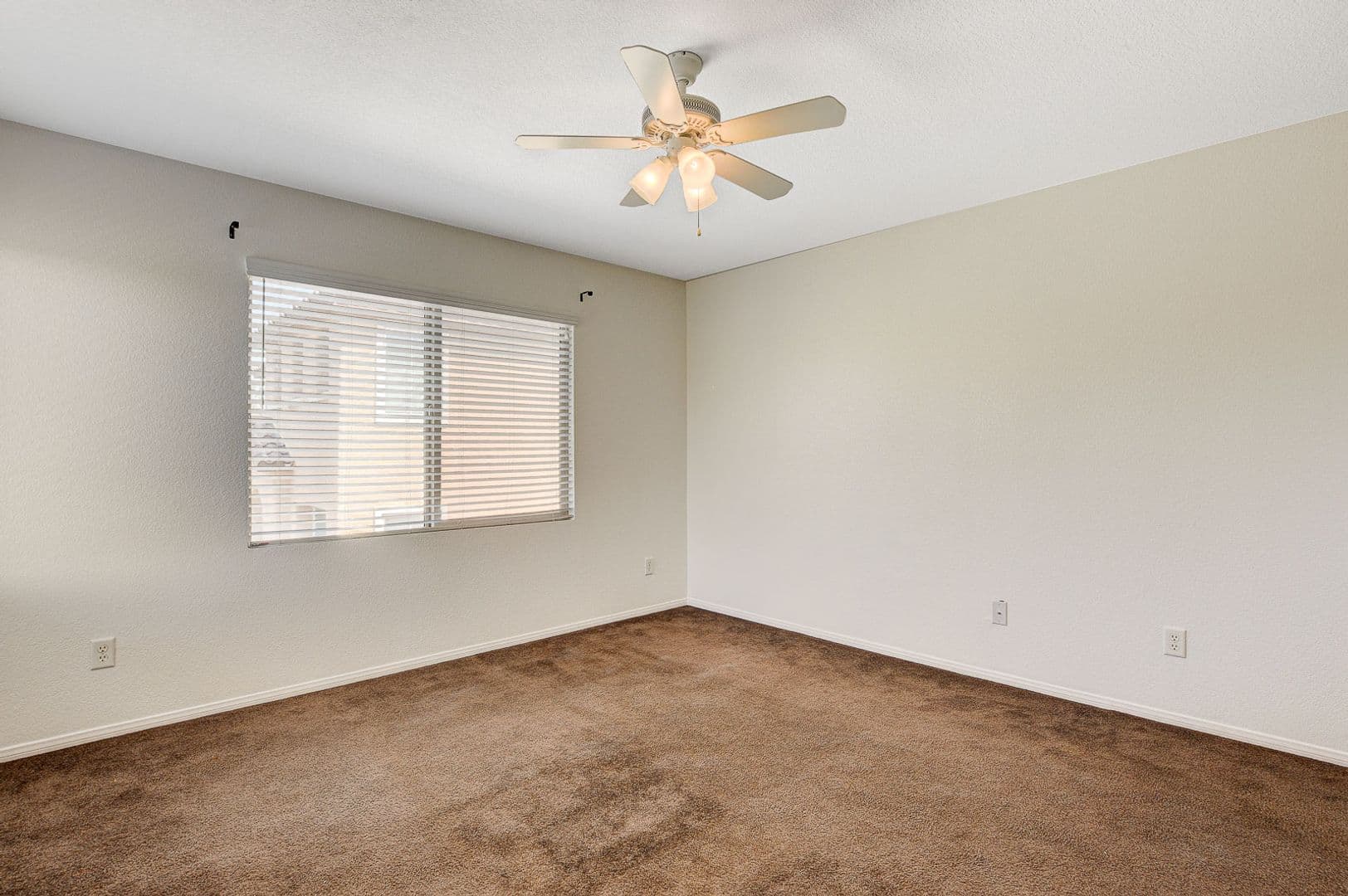 North Las Vegas House: 5548 Ayers Cliff St