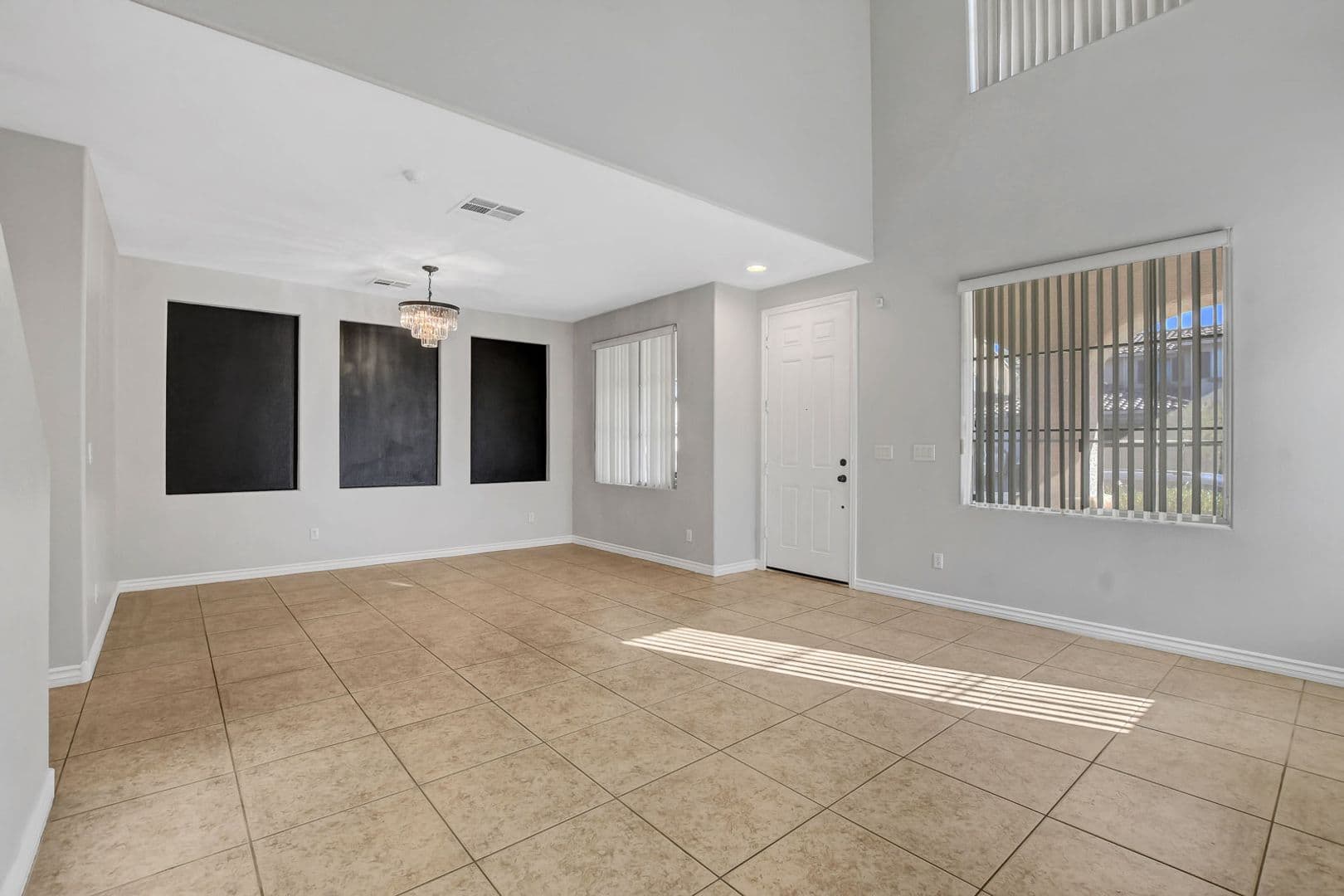 North Ls Vegas House: 4032 Gaster Ave.