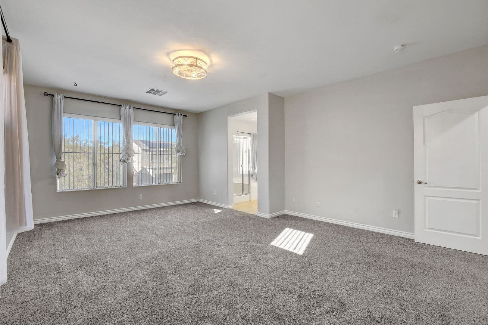 North Ls Vegas House: 4032 Gaster Ave.